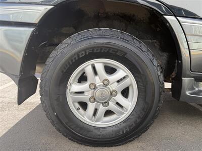 2001 Lexus LX 470   - Photo 22 - Edmonton, AB T5L 4H5