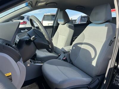 2012 Hyundai ACCENT GLS   - Photo 10 - Edmonton, AB T5S 1R1