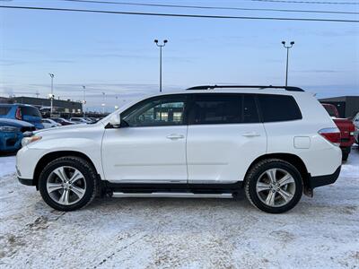 2011 Toyota Highlander Command Start | Backup Camera | Heated Seats |   - Photo 8 - Edmonton, AB T5S 1R1