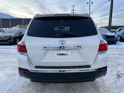 2011 Toyota Highlander Command Start | Backup Camera | Heated Seats |   - Photo 6 - Edmonton, AB T5S 1R1