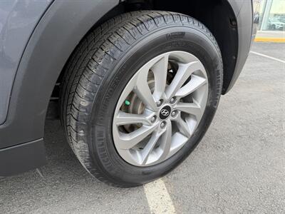 2016 Hyundai TUCSON 2.0L Luxury   - Photo 9 - Edmonton, AB T5L 4H5