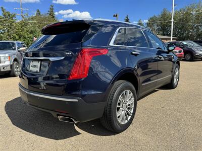 2017 Cadillac XT5 Luxury | LOADED | BACK UP CAM |   - Photo 5 - Edmonton, AB T5S 1R1