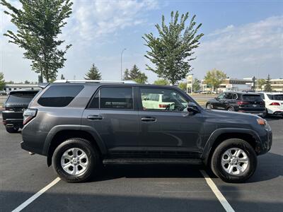 2015 Toyota 4Runner SR5 Premium   - Photo 4 - Edmonton, AB T5L 4H5