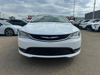 2015 Chrysler 200 LX | 28,000 KM | AUTOMATIC   - Photo 2 - Edmonton, AB T5S 1R1