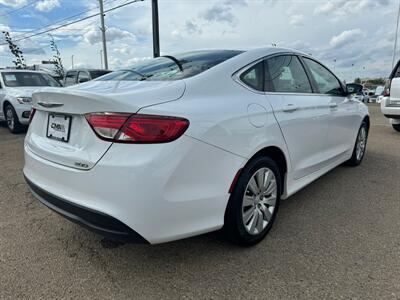 2015 Chrysler 200 LX | 28,000 KM | AUTOMATIC   - Photo 5 - Edmonton, AB T5S 1R1