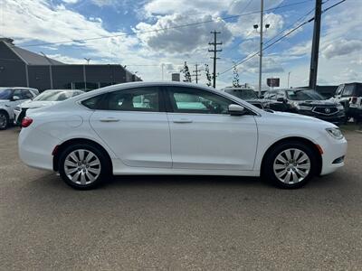 2015 Chrysler 200 LX | 28,000 KM | AUTOMATIC   - Photo 4 - Edmonton, AB T5S 1R1