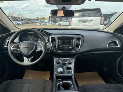 2015 Chrysler 200 LX | 28,000 KM | AUTOMATIC   - Photo 9 - Edmonton, AB T5S 1R1