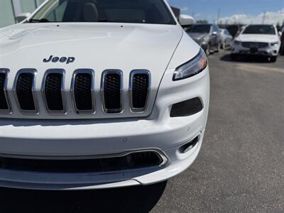 2017 Jeep Cherokee Overland - Photo 9 - Edmonton, AB T5L 4H5
