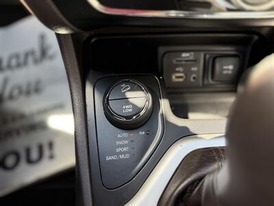 2017 Jeep Cherokee Overland - Photo 20 - Edmonton, AB T5L 4H5