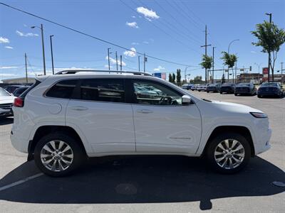 2017 Jeep Cherokee Overland - Photo 4 - Edmonton, AB T5L 4H5