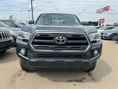 2017 Toyota Tacoma SR5 V6 | 4WD | LOW KMS   - Photo 2 - Edmonton, AB T5S 1R1