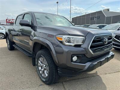 2017 Toyota Tacoma SR5 V6 | 4WD | LOW KMS   - Photo 3 - Edmonton, AB T5S 1R1