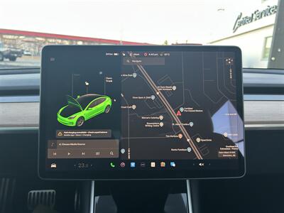 2020 Tesla Model 3 Standard Range Plus   - Photo 15 - Edmonton, AB T5L 4H5
