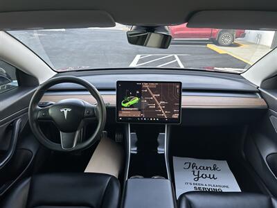 2020 Tesla Model 3 Standard Range Plus   - Photo 13 - Edmonton, AB T5L 4H5