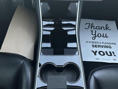 2020 Tesla Model 3 Standard Range Plus   - Photo 16 - Edmonton, AB T5L 4H5