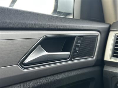 2018 Volkswagen Atlas 2.0T Comfortline - Photo 18 - Edmonton, AB T5L 4H5