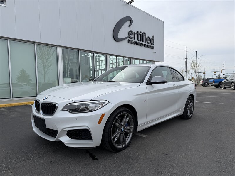 2015 BMW 2 Series M235i xDrive   - Photo 1 - Edmonton, AB T5L 4H5