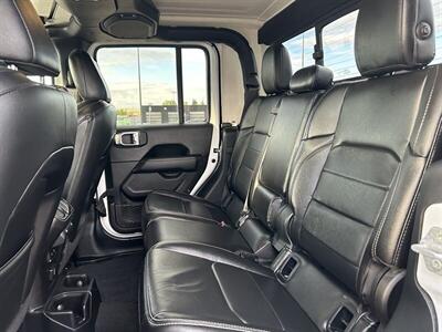 2020 Jeep Gladiator Overland | Remote Starter | Heated Seats | Starter   - Photo 14 - Edmonton, AB T5S 1R1