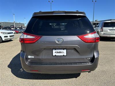 2019 Toyota Sienna LE Mobility 7-Passenger   - Photo 6 - Edmonton, AB T5S 1R1