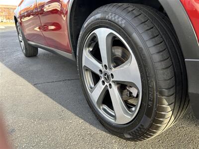 2018 Mercedes-Benz GLC GLC 300 4MATIC   - Photo 9 - Edmonton, AB T5L 4H5