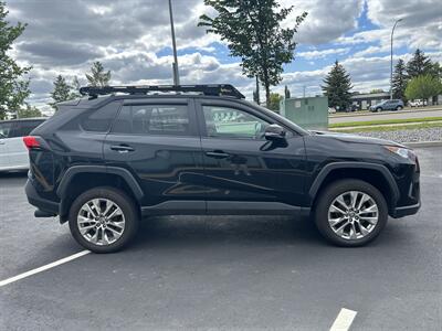 2019 Toyota RAV4 XLE Premium   - Photo 4 - Edmonton, AB T5L 4H5