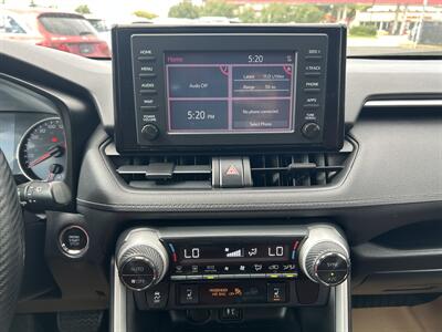 2019 Toyota RAV4 XLE Premium   - Photo 11 - Edmonton, AB T5L 4H5