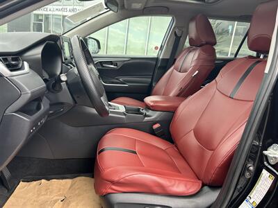 2019 Toyota RAV4 XLE Premium   - Photo 13 - Edmonton, AB T5L 4H5