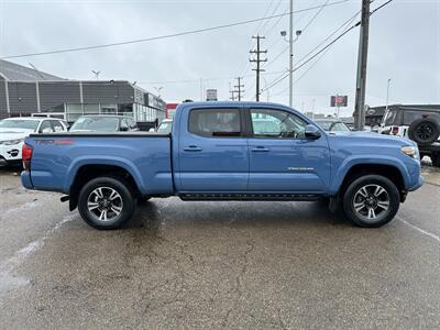 2019 Toyota Tacoma TRD Sport   - Photo 4 - Edmonton, AB T5S 1R1