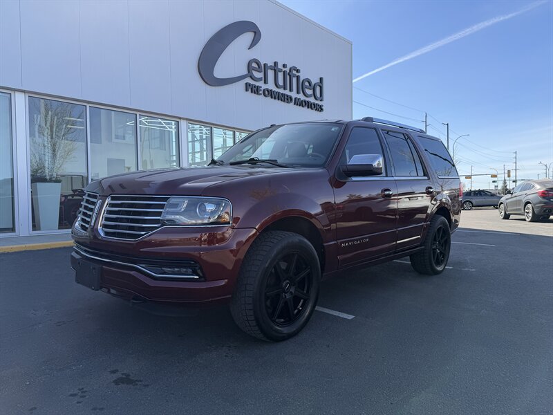2016 Lincoln Navigator Select  