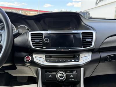 2015 Honda Accord Touring V6   - Photo 16 - Edmonton, AB T5L 4H5
