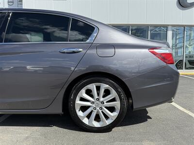 2015 Honda Accord Touring V6   - Photo 9 - Edmonton, AB T5L 4H5
