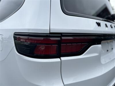 2023 Jeep Wagoneer Series II   - Photo 10 - Edmonton, AB T5L 4H5