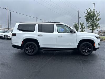 2023 Jeep Wagoneer Series II   - Photo 4 - Edmonton, AB T5L 4H5