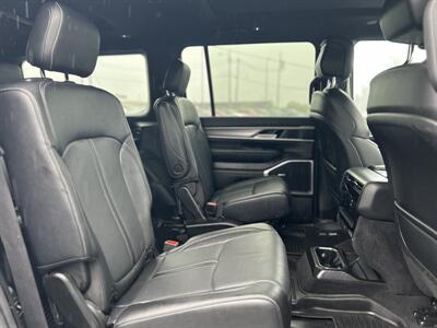 2023 Jeep Wagoneer Series II   - Photo 25 - Edmonton, AB T5L 4H5