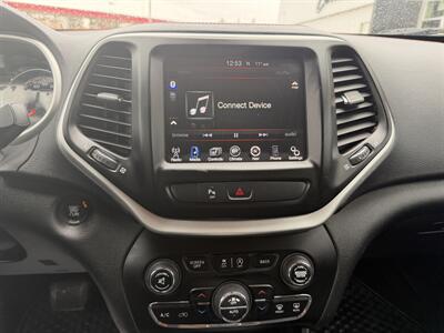 2015 Jeep Cherokee Trailhawk   - Photo 17 - Edmonton, AB T5L 4H5