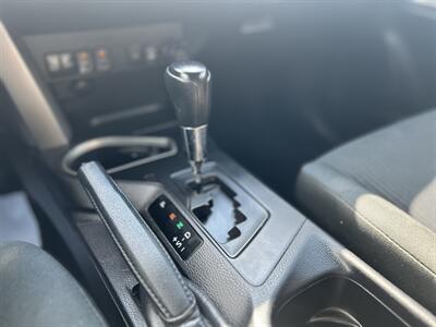 2018 Toyota RAV4 LE   - Photo 15 - Edmonton, AB T5L 4H5