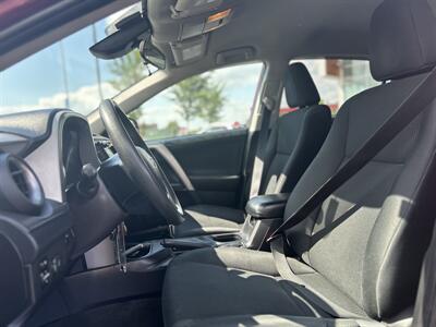 2018 Toyota RAV4 LE   - Photo 17 - Edmonton, AB T5L 4H5