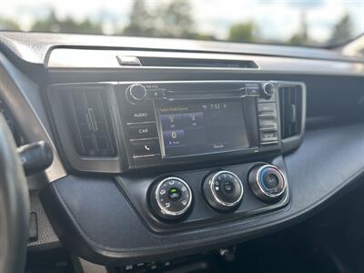 2018 Toyota RAV4 LE   - Photo 16 - Edmonton, AB T5L 4H5