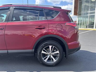 2018 Toyota RAV4 LE   - Photo 9 - Edmonton, AB T5L 4H5
