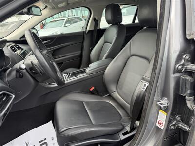 2018 Jaguar XE 25t Premium - Photo 16 - Edmonton, AB T5L 4H5