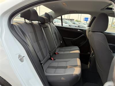 2017 Volkswagen Jetta 1.4T Wolfsburg Edition   - Photo 24 - Edmonton, AB T5L 4H5