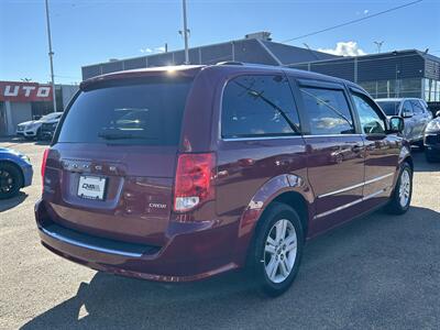 2015 Dodge Grand Caravan Crew | STOW & GO | REMOTE STARTER | REVERSE CAMERA   - Photo 5 - Edmonton, AB T5S 1R1