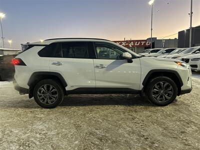 2022 Toyota RAV4 Hybrid Limited | Loaded | Backup Cam | Navigation |   - Photo 4 - Edmonton, AB T5S 1R1