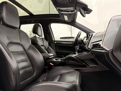 2014 Porsche Cayenne Turbo S   - Photo 18 - Edmonton, AB T5L 4H5