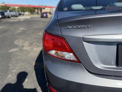 2017 Hyundai ACCENT GL - Photo 10 - Edmonton, AB T5L 4H5