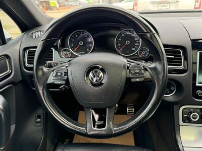 2014 Volkswagen Touareg Execline | PANORAMIC SUNROOF | R - LINE | |   - Photo 10 - Edmonton, AB T5S 1R1