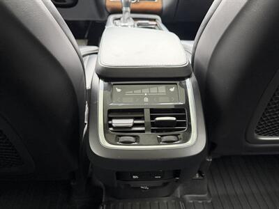 2019 Volvo XC90 T6 Inscription   - Photo 17 - Edmonton, AB T5L 4H5
