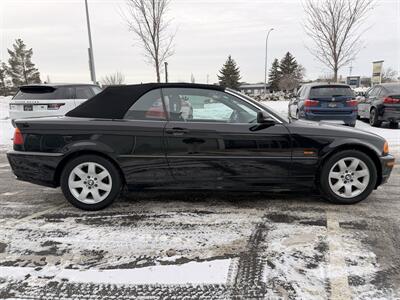 2001 BMW 3 Series 325Ci   - Photo 4 - Edmonton, AB T5L 4H5
