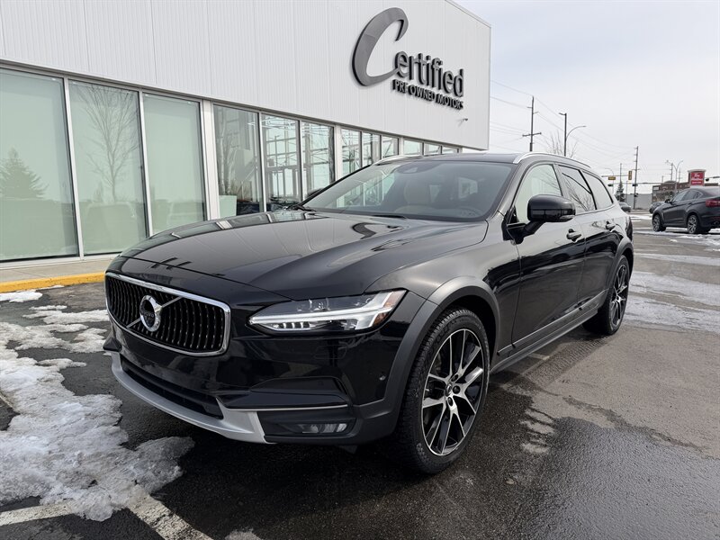 2017 Volvo V90 Cross Country T6   - Photo 1 - Edmonton, AB T5L 4H5
