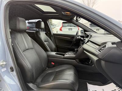2017 Honda Civic Sport Touring   - Photo 16 - Edmonton, AB T5L 4H5